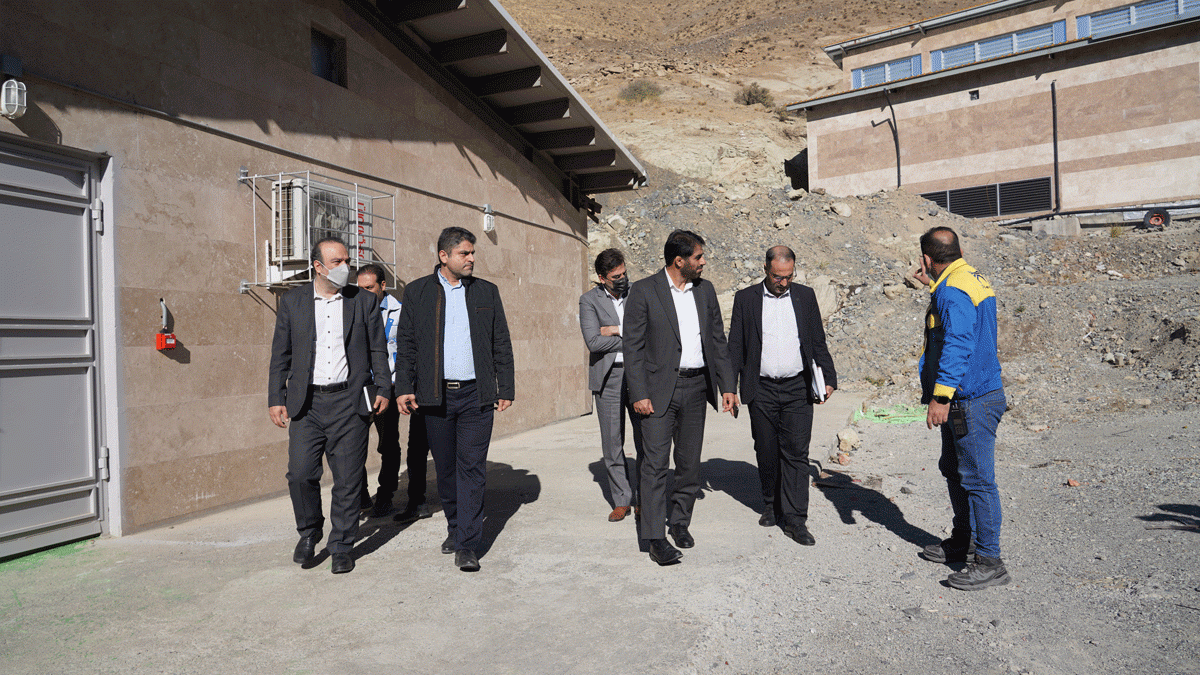 The visit of the managing director of Greater Tehran Electric Power Distribution Company 