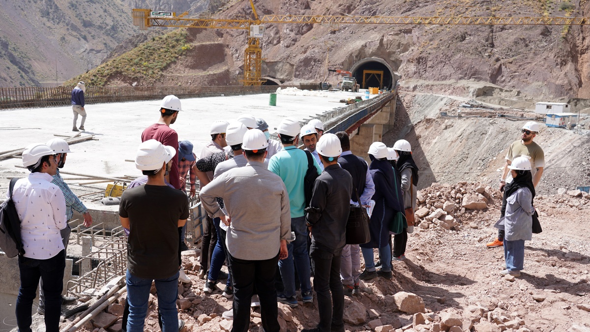 The Visit of Professors and Students of the Faculty of Civil Engineering