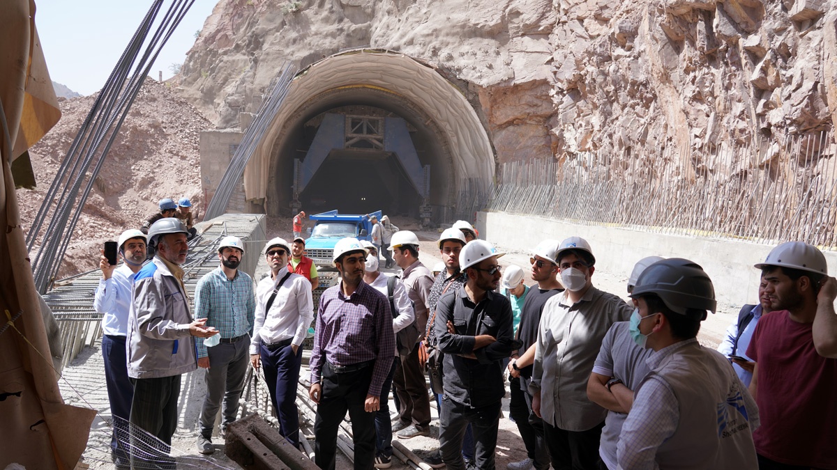 The Visit of Professors and Students of the Faculty of Civil Engineering