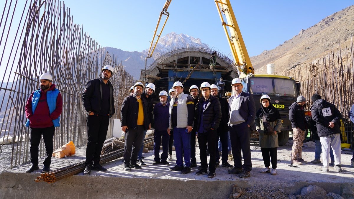 The visit of the students of faculty of civil Engineering