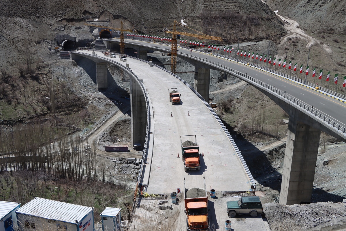 Loading on bridge no.27 on 13/04/2024