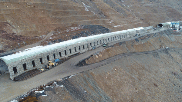 Galleries and Tunnels between 22 - 32 on 17/12/2022