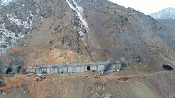 Galleries and Tunnels between 22 - 32 on 17/12/2022